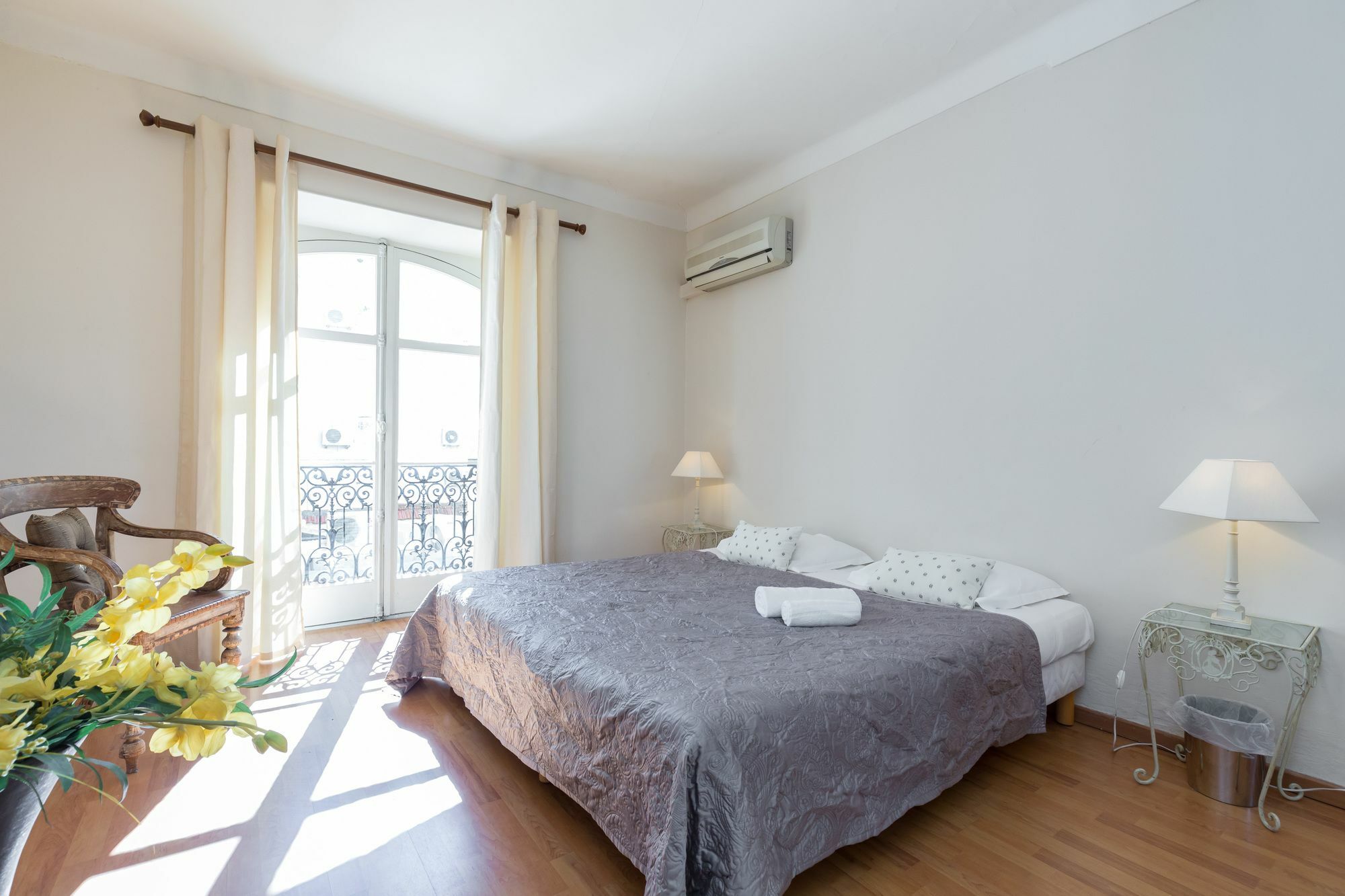 Lovely 2 Bed 2 Bath Apartment In Cannes On Rue Antibea Easy Walk To The Palais 224 Екстер'єр фото