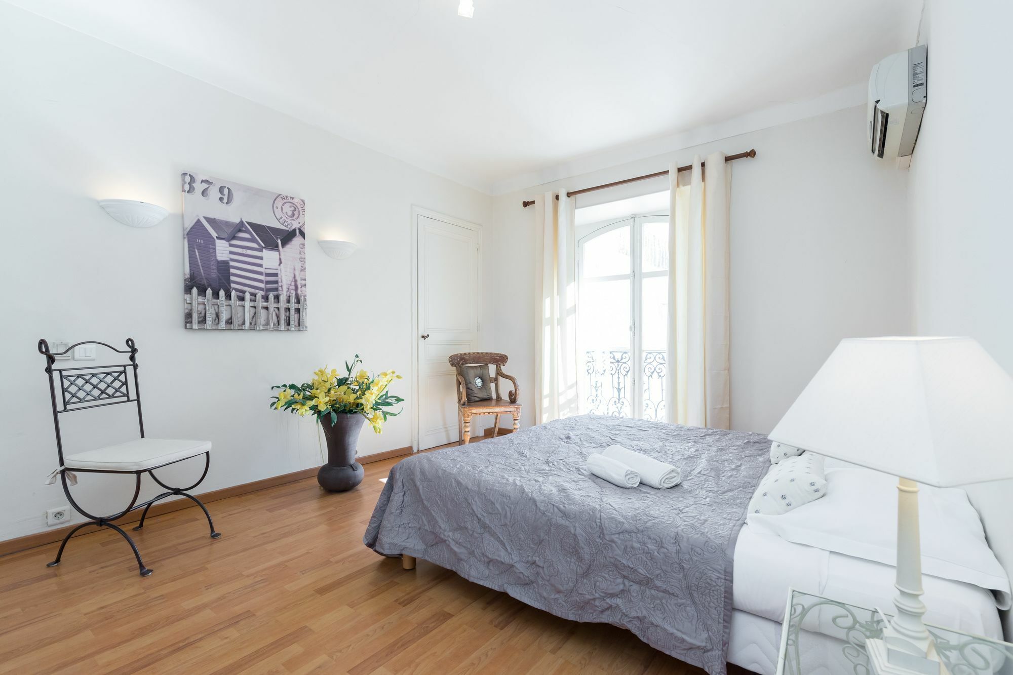 Lovely 2 Bed 2 Bath Apartment In Cannes On Rue Antibea Easy Walk To The Palais 224 Екстер'єр фото