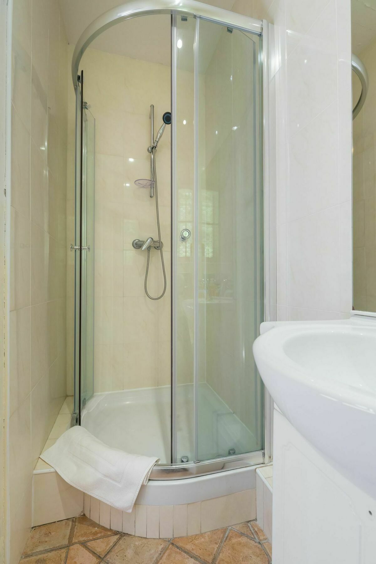 Lovely 2 Bed 2 Bath Apartment In Cannes On Rue Antibea Easy Walk To The Palais 224 Екстер'єр фото