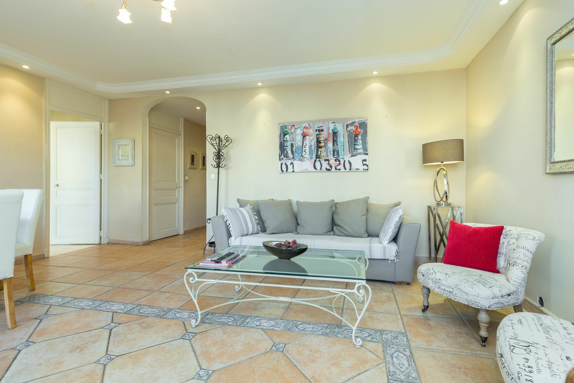 Lovely 2 Bed 2 Bath Apartment In Cannes On Rue Antibea Easy Walk To The Palais 224 Екстер'єр фото