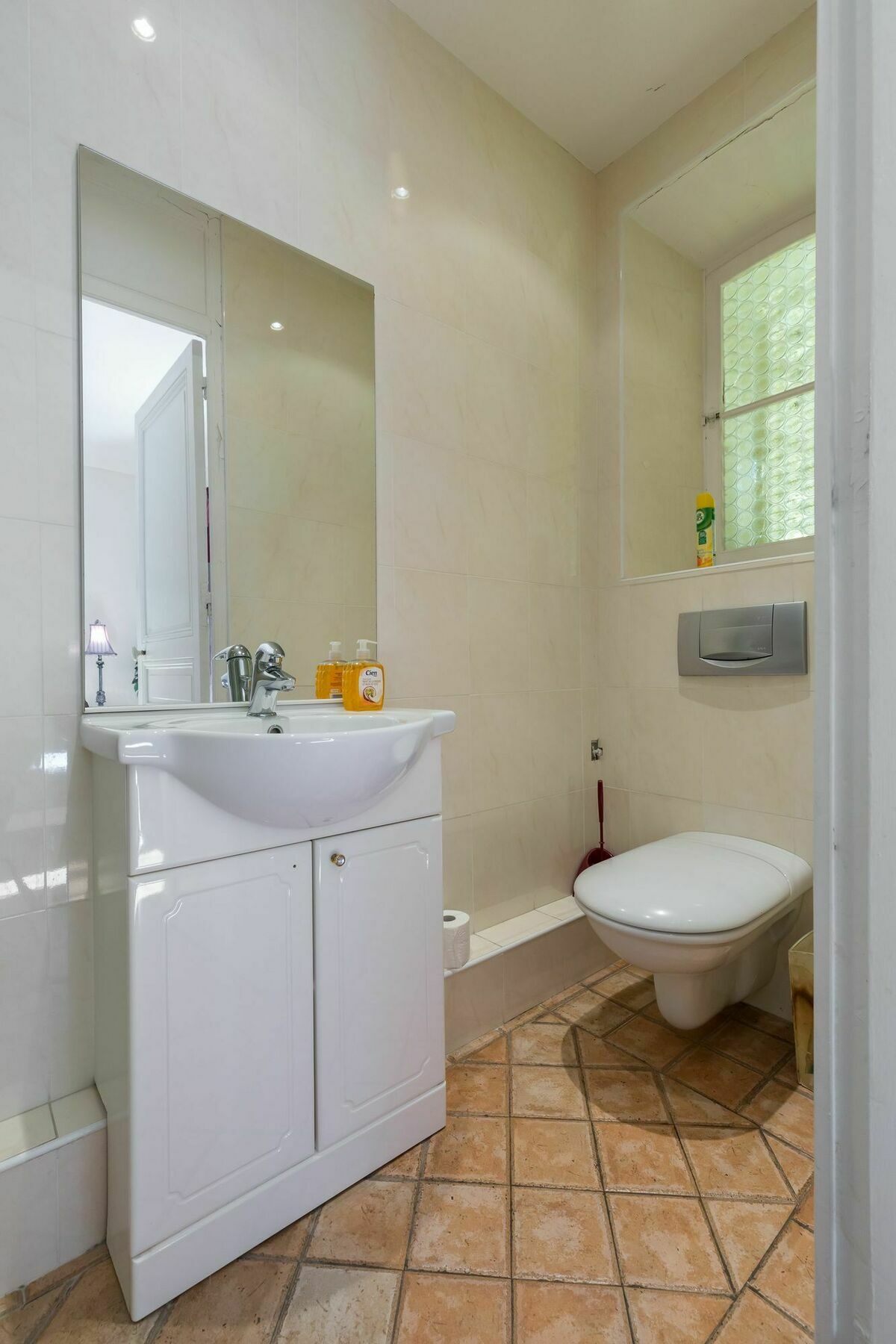 Lovely 2 Bed 2 Bath Apartment In Cannes On Rue Antibea Easy Walk To The Palais 224 Екстер'єр фото